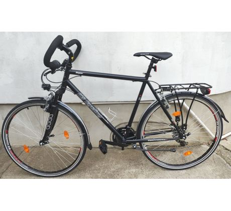 Cestný trekingový Vegas Pro Trekking 23" rám, 28" kolesá, 3x7 prevodov SHIMANO, svetlá