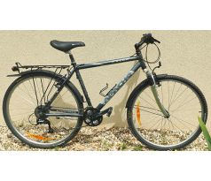 Celoodprúžený trekingový krosový bicykel APACHE KOLLA 3x9 prevodov SHIMANO 19" hliníkový rám 28" kolesá