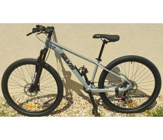 Horský bicykel SILVIS 15" ľahký hliníkový rám, 27,5" kolesá, hydr. brzdy, 9 prevodov, váha len 12kg